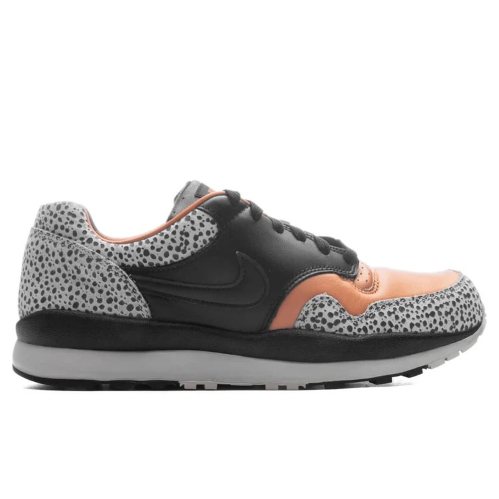 Nike Air Safari NRG size 10 532304-220 with original box